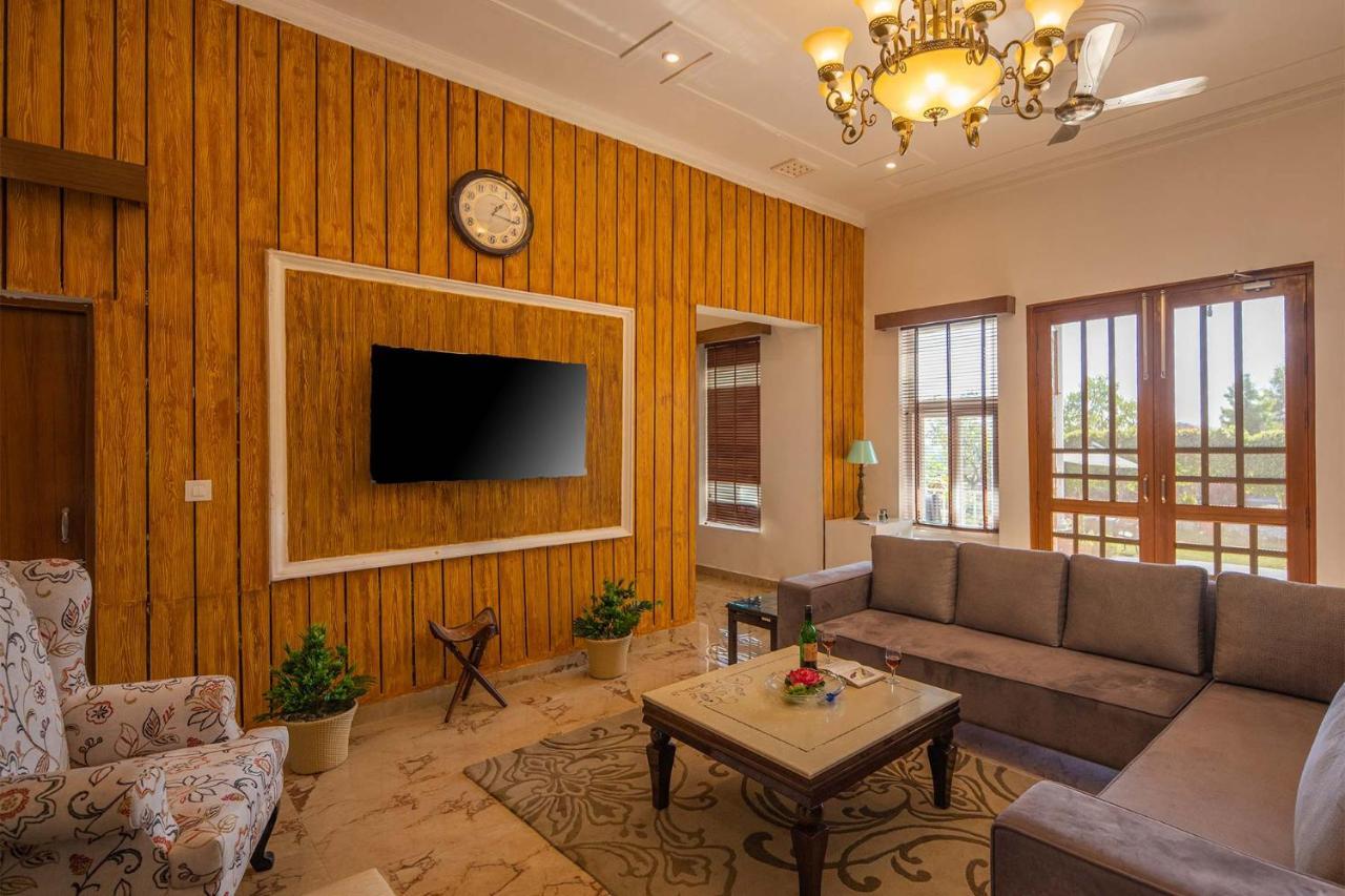 Stayvista At Silveroaks Cottage Dehradun Extérieur photo